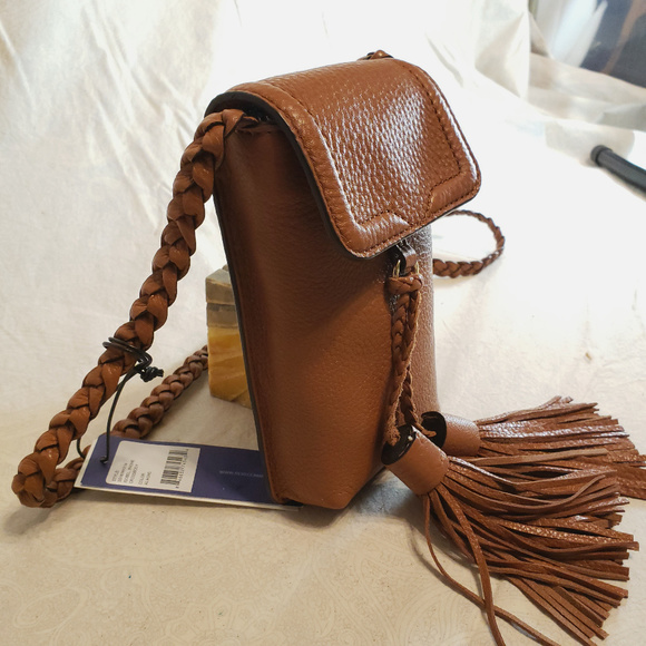 Rebecca Minkoff Handbags - NWT Rebecca Minkoff Pebble Crossbody w Tassel